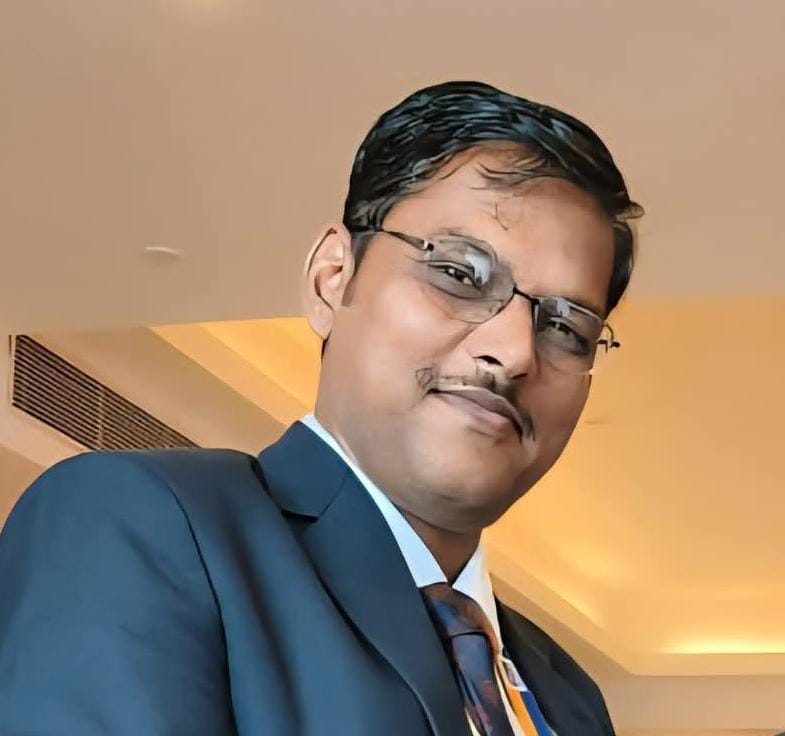 SENIOR BUSINESS ASSOCIATE